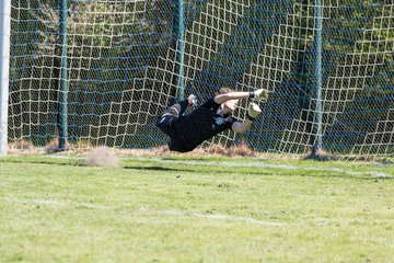 Bild 178 - F TSV Zarpen - Holstein Kiel II : Ergebnis: 2:6